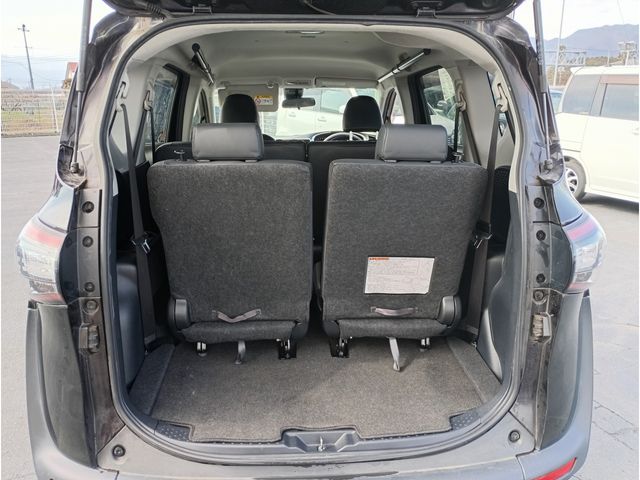 TOYOTA SIENTA 2017 Image 31