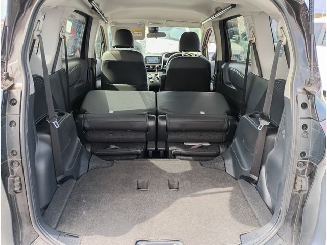 TOYOTA SIENTA 2017 Image 31