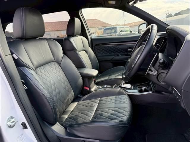 MITSUBISHI OUTLANDER PHEV 2018 Image 31