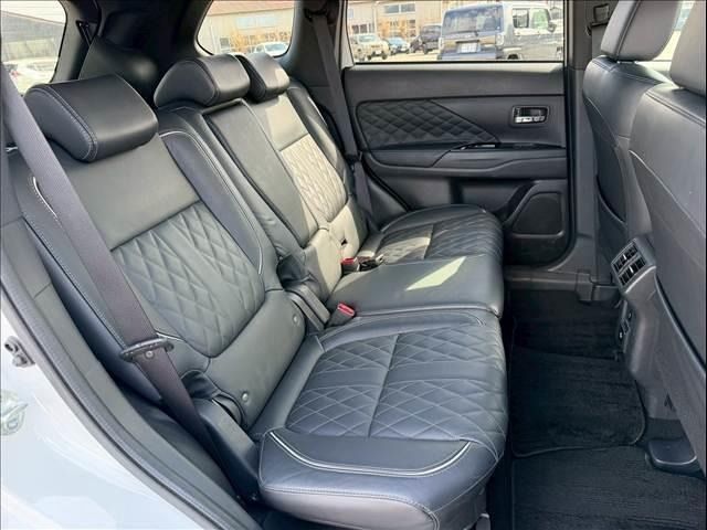 MITSUBISHI OUTLANDER PHEV 2018 Image 31