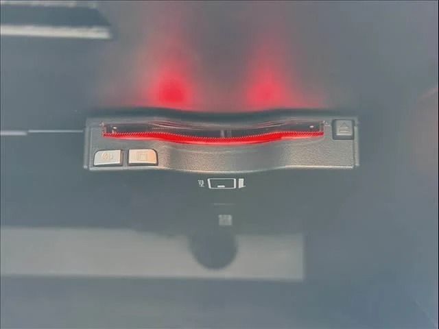 MITSUBISHI OUTLANDER PHEV 2018 Image 31