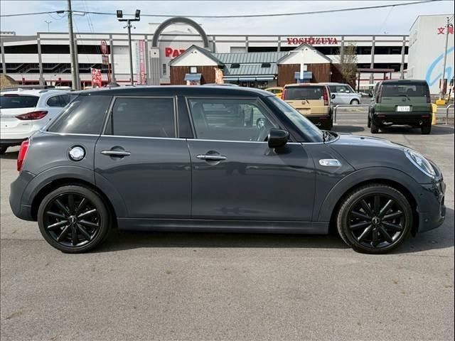 BMW MINI COOPER S 5DOOR 2020 Image 31