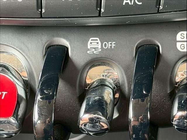 BMW MINI COOPER S 5DOOR 2020 Image 31