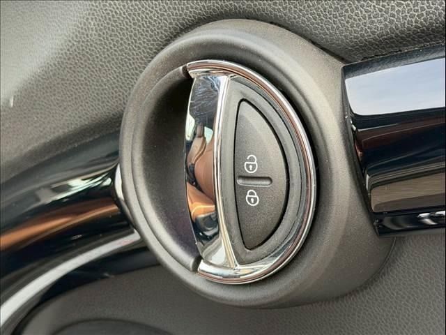 BMW MINI COOPER S 5DOOR 2020 Image 31