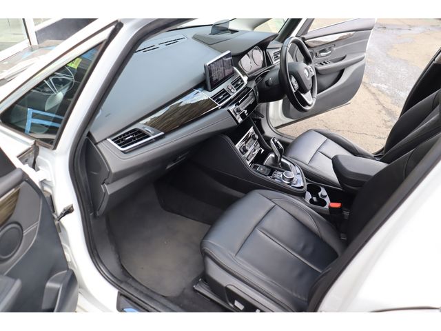 BMW 2SERIES GRAN TOU 2021 Image 31