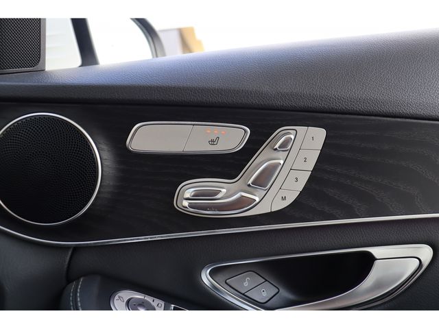 MERCEDES BENZ C CLAS 2020 Image 31