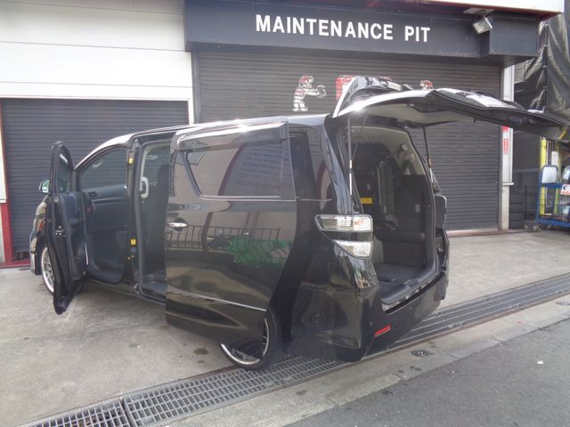 TOYOTA VELLFIRE 2011 Image 31