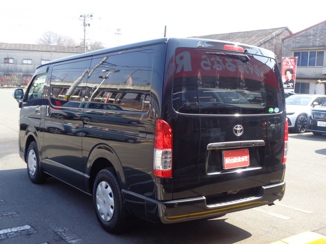 TOYOTA HIACE VAN 2WD 2018 Image 31