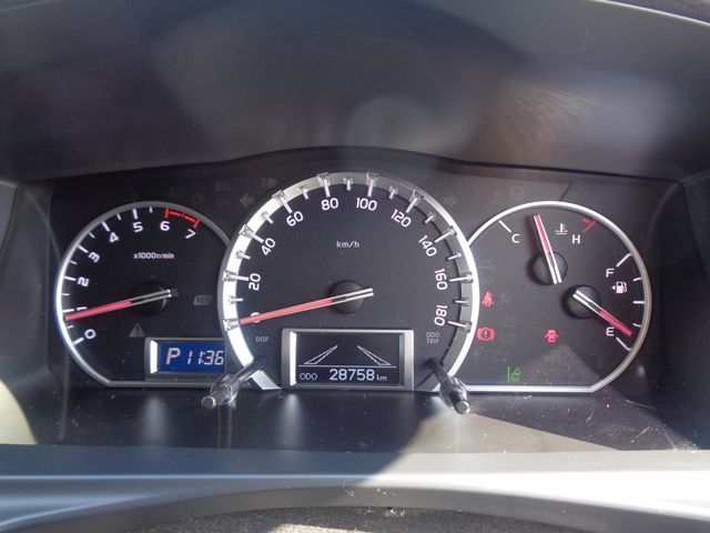 TOYOTA HIACE VAN 2WD 2018 Image 31