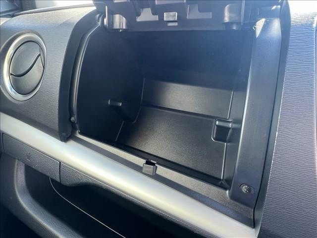 SUZUKI WAGON R STINGRAY 2013 Image 31