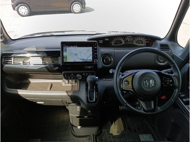 HONDA N BOX CUSTOM 2021 Image 31