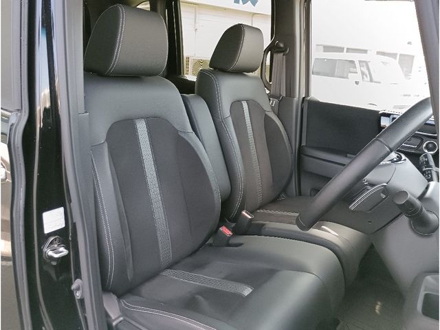 HONDA N BOX CUSTOM 2021 Image 31