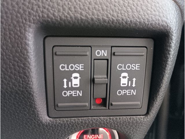 HONDA N BOX CUSTOM 2021 Image 31