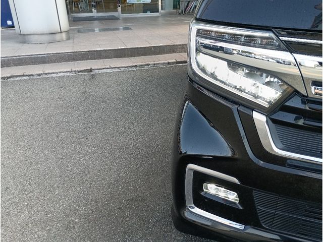 HONDA N BOX CUSTOM 2021 Image 31