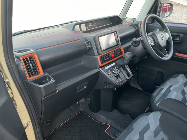 DAIHATSU TANTO FAN CROSS 2023 Image 31