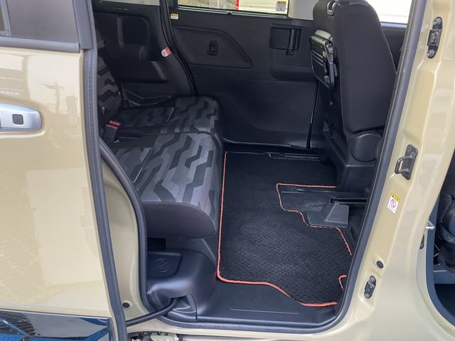 DAIHATSU TANTO FAN CROSS 2023 Image 31