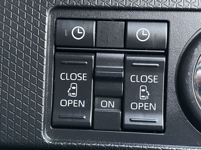 DAIHATSU TANTO FAN CROSS 2023 Image 31