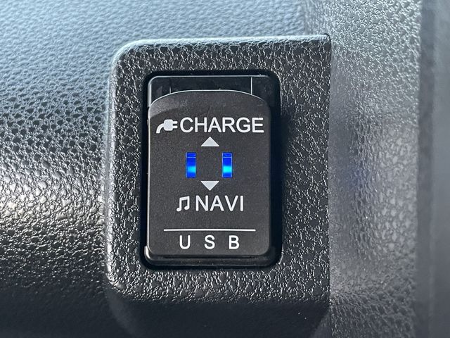 DAIHATSU TANTO FAN CROSS 2023 Image 31