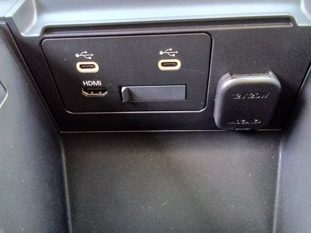 MAZDA 3 FASTBACK 2024 Image 31