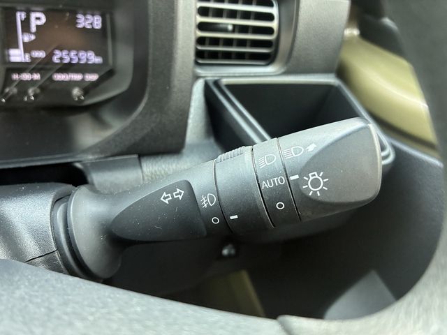 DAIHATSU HIJET TRUCK 4WD 2023 Image 31