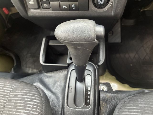 DAIHATSU HIJET TRUCK 4WD 2023 Image 31