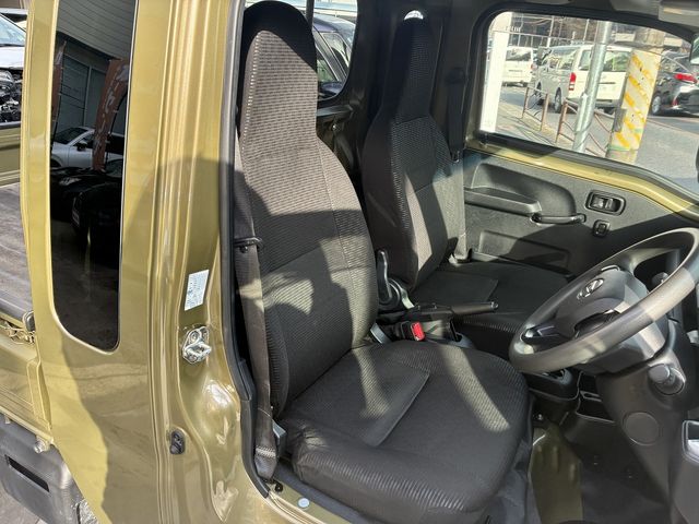 DAIHATSU HIJET TRUCK 4WD 2023 Image 31