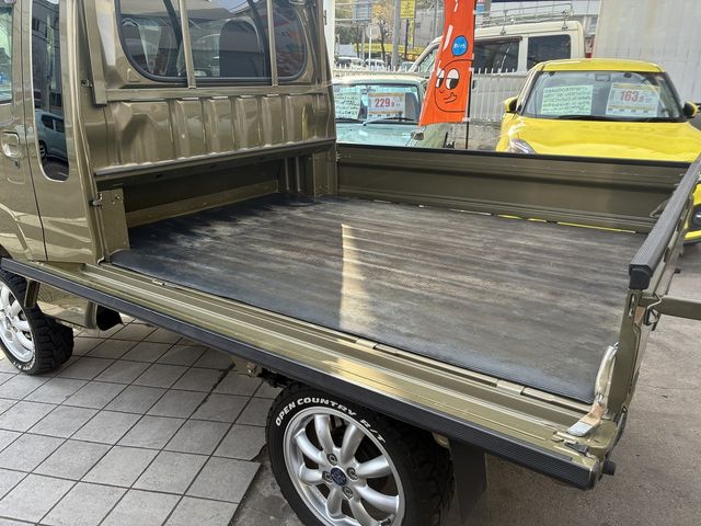 DAIHATSU HIJET TRUCK 4WD 2023 Image 31