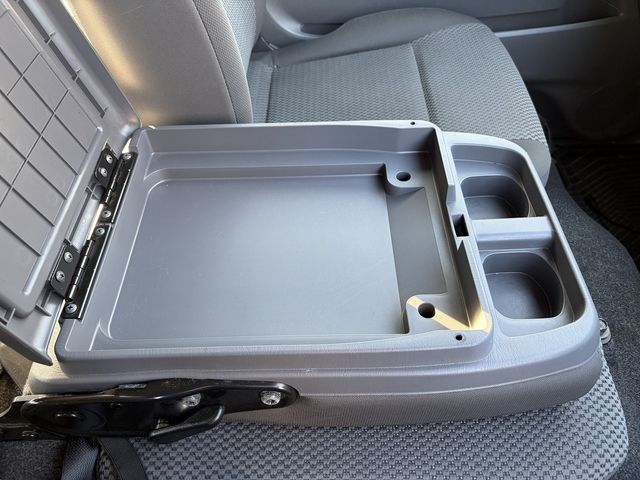 NISSAN NV350 CARAVAN 2021 Image 31