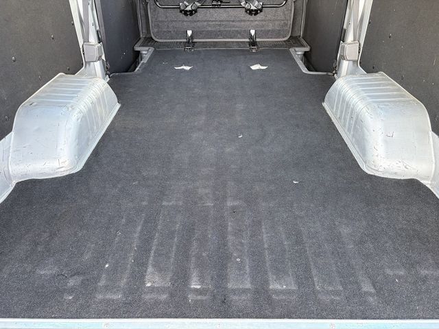 NISSAN NV350 CARAVAN 2021 Image 31