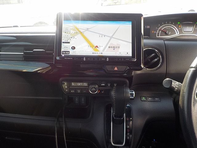 HONDA N BOX CUSTOM 2021 Image 31