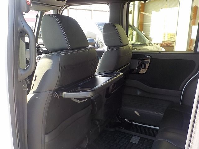 HONDA N BOX CUSTOM 2021 Image 31