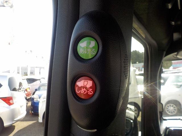 HONDA N BOX CUSTOM 2021 Image 31