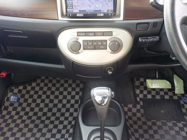 DAIHATSU MIRA GINO 2005 Image 31