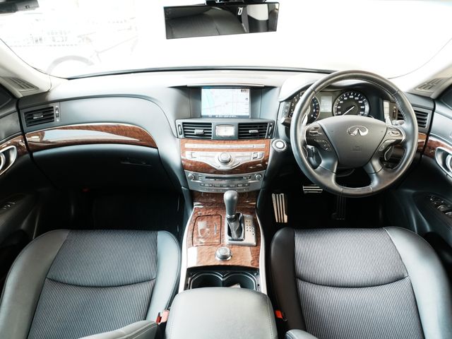 NISSAN FUGA 2015 Image 31