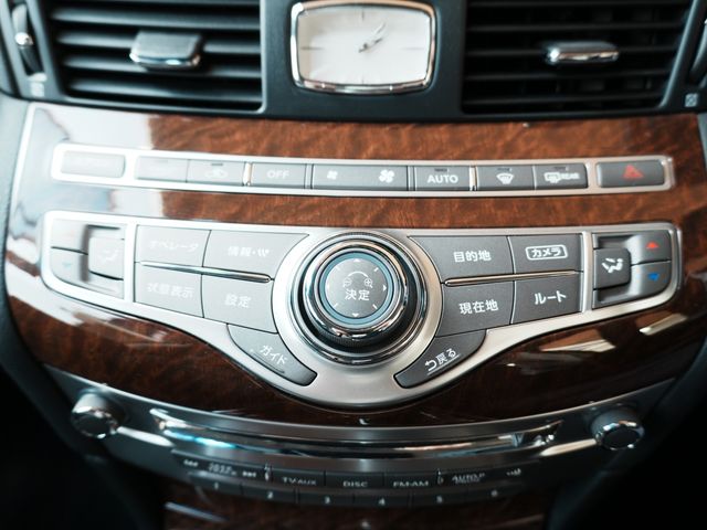 NISSAN FUGA 2015 Image 31