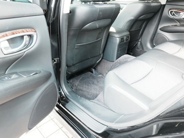 NISSAN FUGA 2015 Image 31