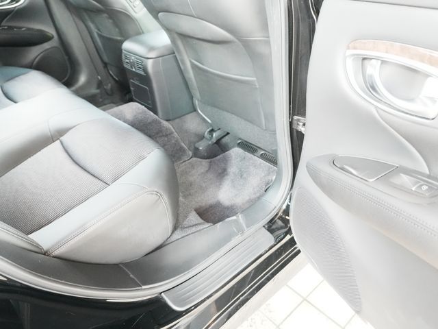 NISSAN FUGA 2015 Image 31