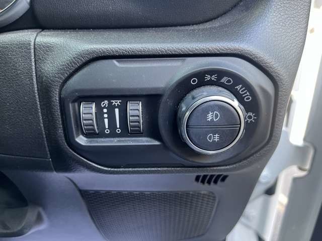 JEEP WRANGLER UNLIMI 2023 Image 31