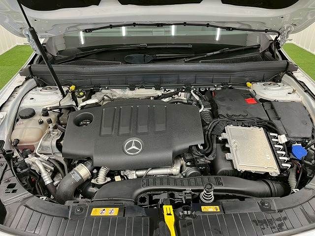 MERCEDES BENZ GLB 2020 Image 31