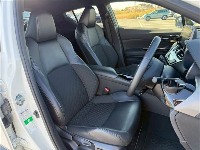 TOYOTA C-HR 2020 Image 31