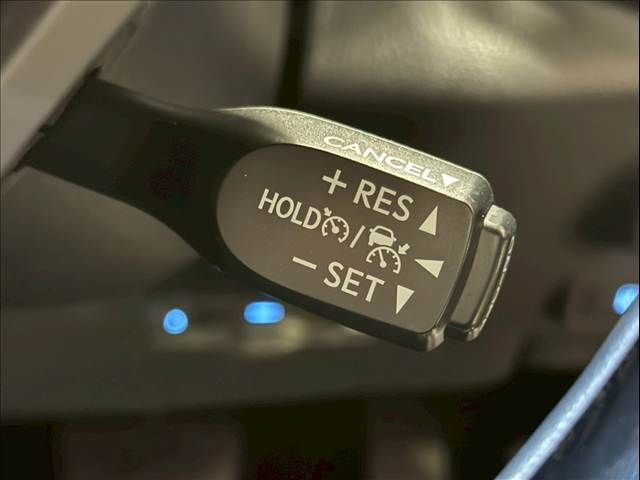 TOYOTA C-HR 2020 Image 31