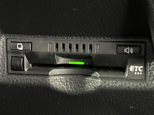 TOYOTA YARIS CROSS HYBRID 2022 Image 31