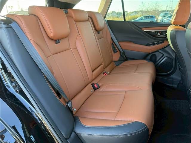 SUBARU LEGACY OUTBACK 2023 Image 31