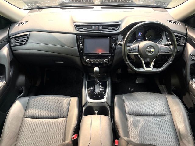 NISSAN X-TRAIL 2WD 2019 Image 31