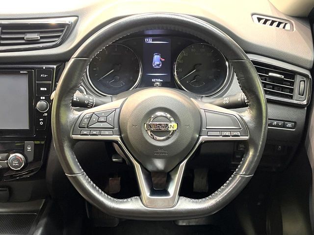 NISSAN X-TRAIL 2WD 2019 Image 31