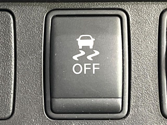 NISSAN NOTE 2013 Image 31