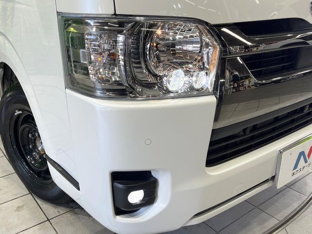 TOYOTA HIACE VAN 2WD 2024 Image 31