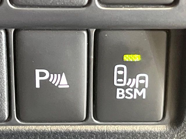 TOYOTA LEXUS RC300H 2019 Image 31