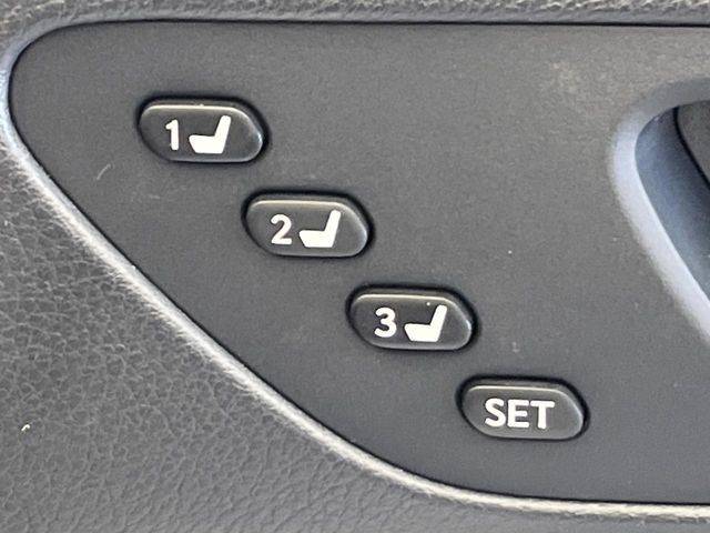 TOYOTA LEXUS RC300H 2019 Image 31