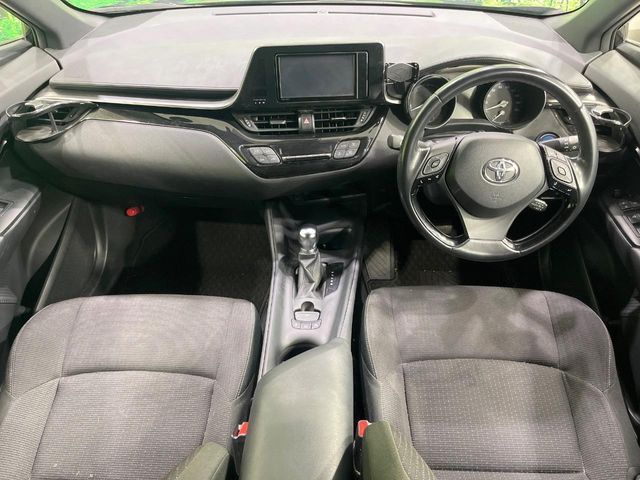 TOYOTA C-HR 2019 Image 31
